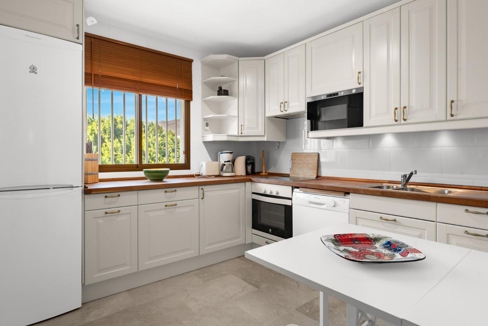 Lovely Penthouse Near Estepona Marina By Costarentals - Ref M15 Екстериор снимка